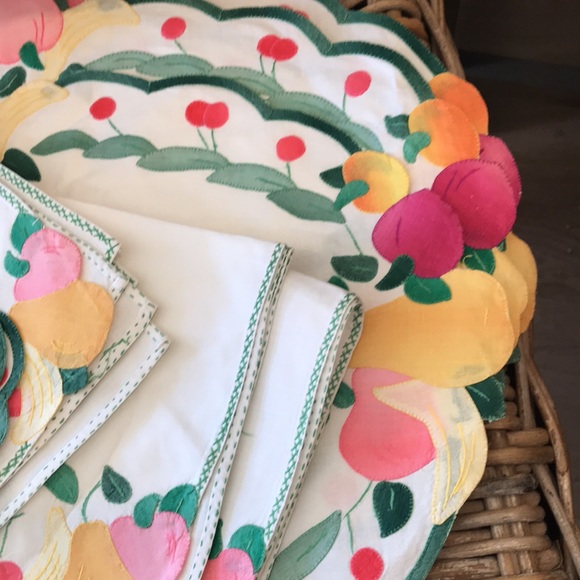 🦄 Vintage Linen Placemats Set of 4 - with coasters & Napkins 🦩 - Picture 10 of 13